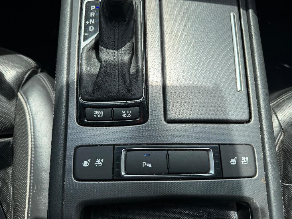 2015 Hyundai Genesis - $12,990