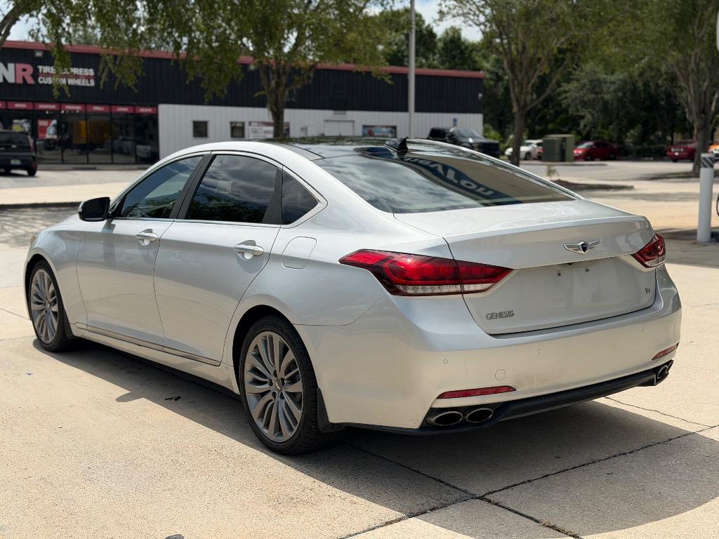2015 Hyundai Genesis - $12,990