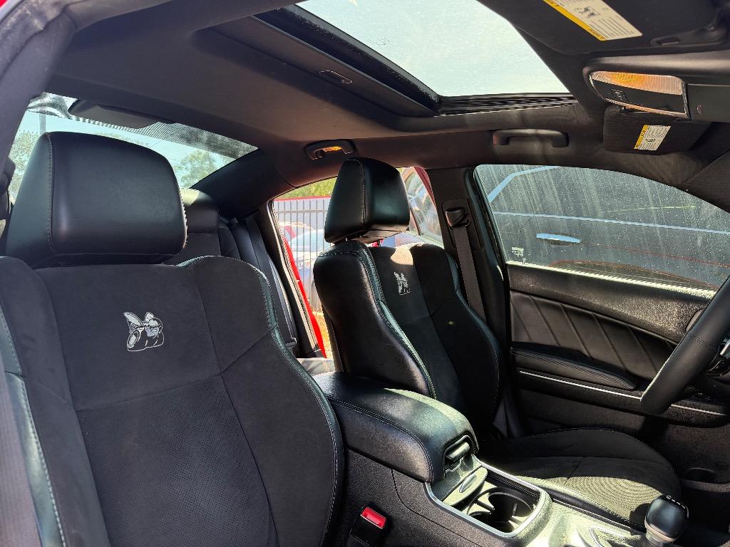 2016 Dodge Charger - $18,990