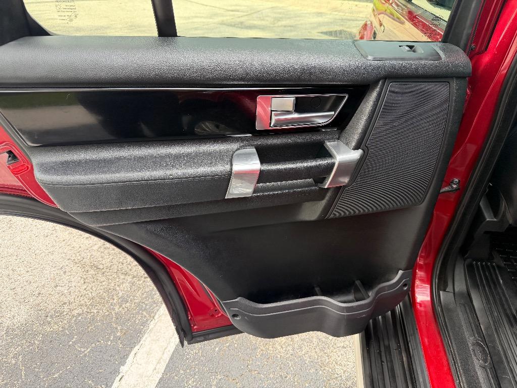 2016 Land Rover LR4 - $11,990