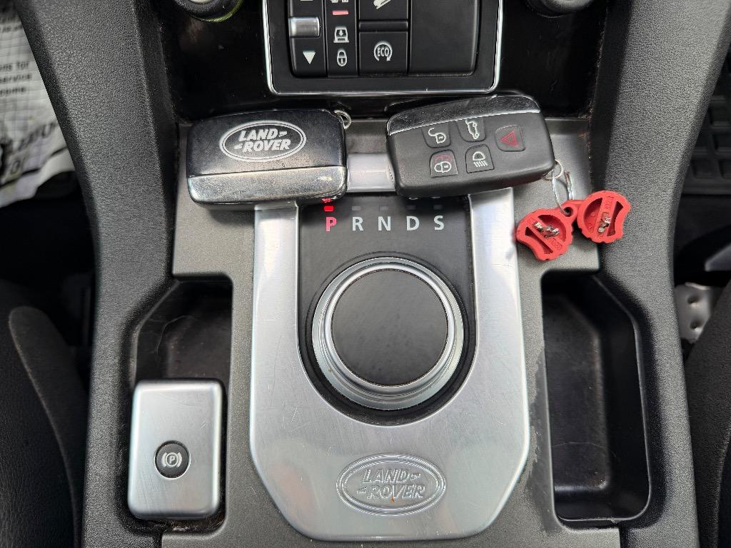 2016 Land Rover LR4 - $11,990