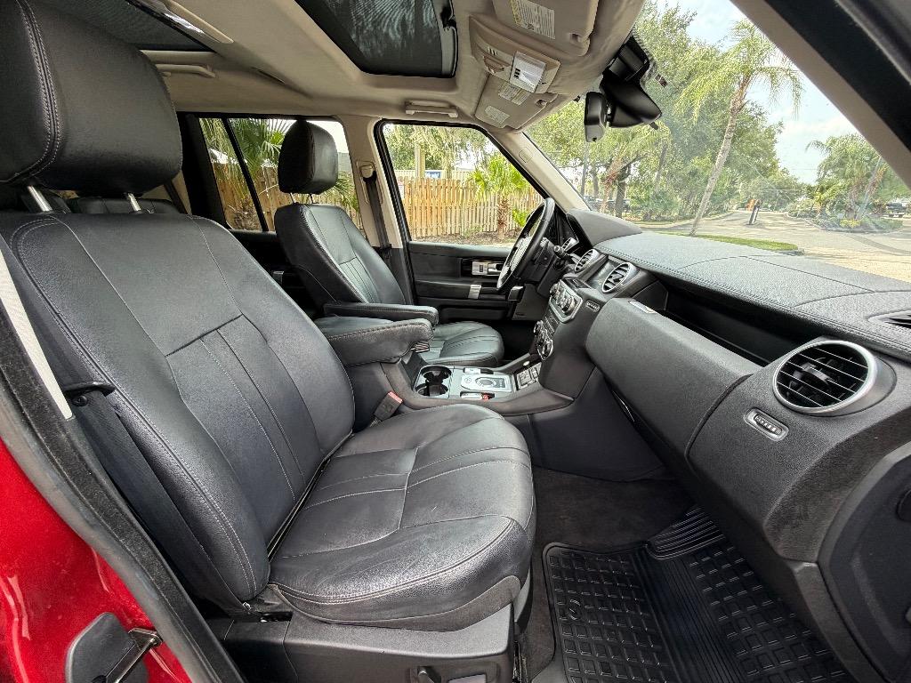 2016 Land Rover LR4 - $11,990