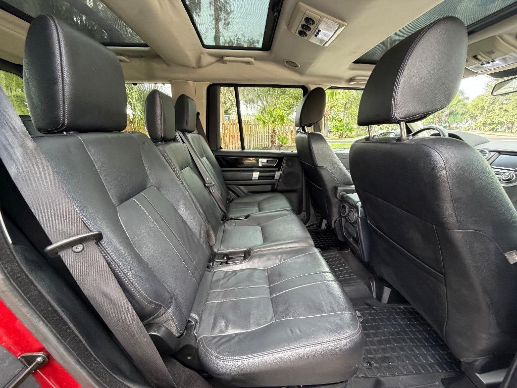 2016 Land Rover LR4 - $11,990