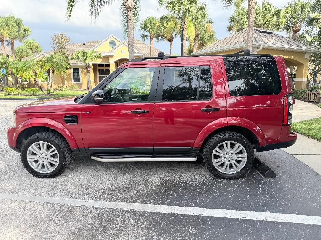 2016 Land Rover LR4 - $11,990