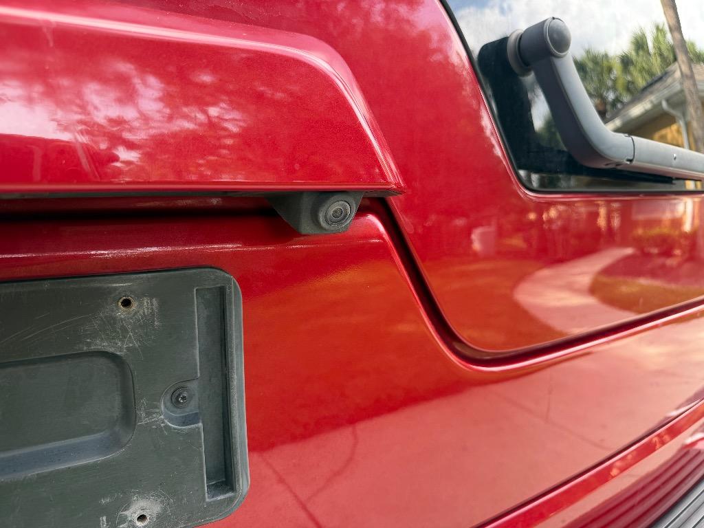 2016 Land Rover LR4 - $11,990