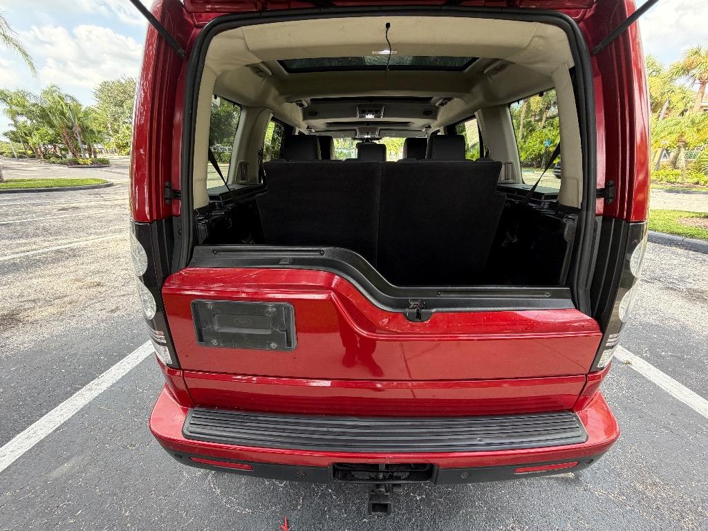2016 Land Rover LR4 - $11,990