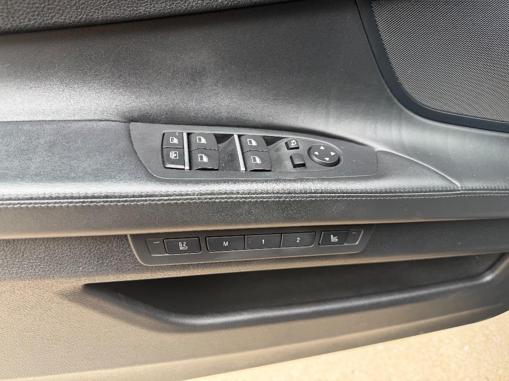 2011 BMW 750li - $11,990