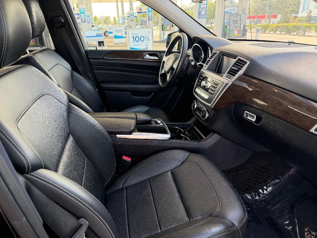 2015 Mercedes-Benz M Class - $11,990