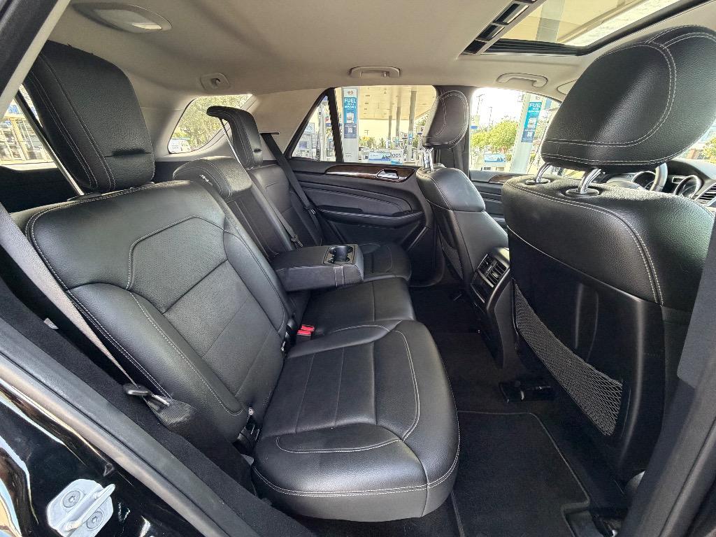 2015 Mercedes-Benz M Class - $11,990