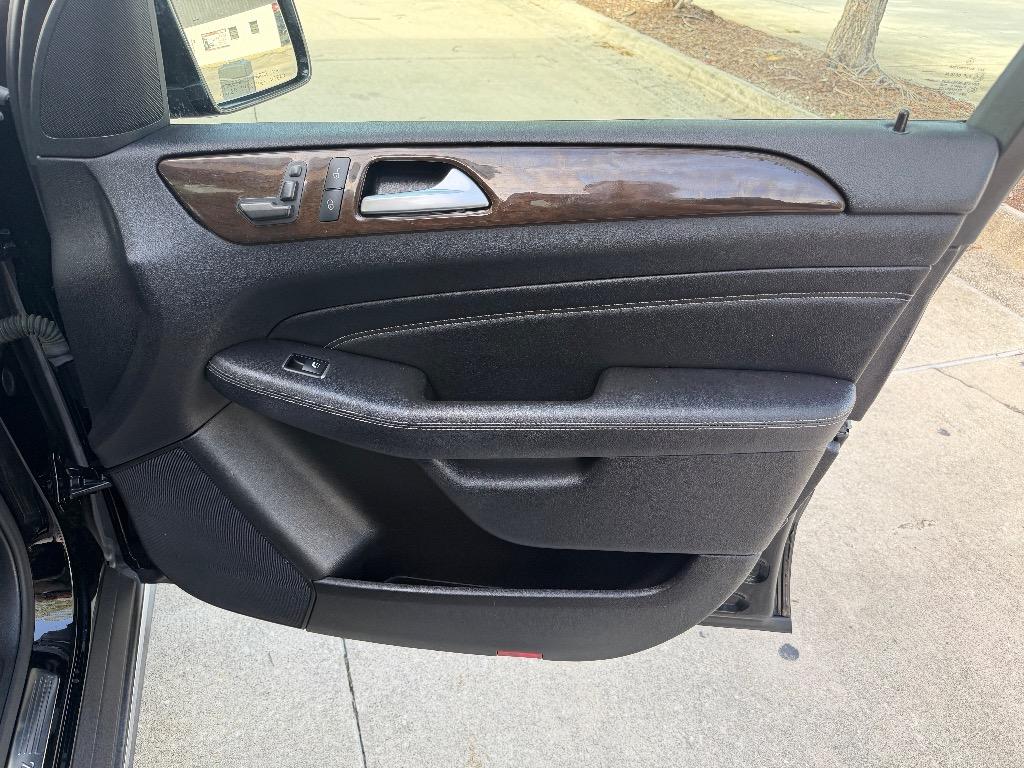 2015 Mercedes-Benz M Class - $11,990