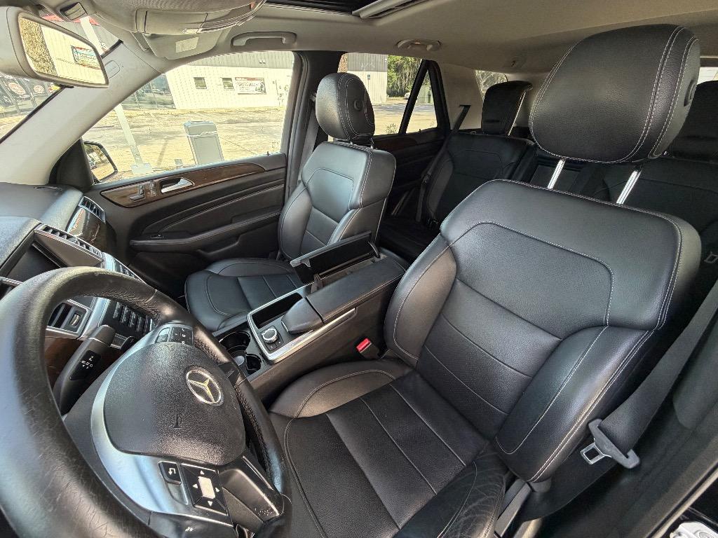 2015 Mercedes-Benz M Class - $11,990