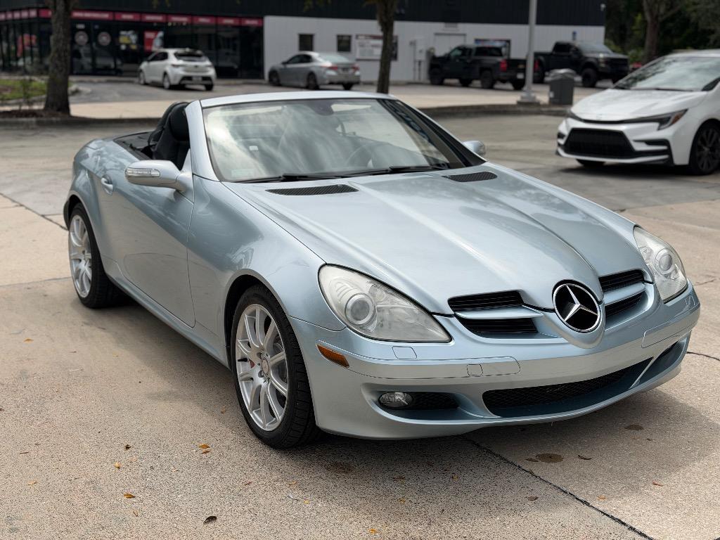 2005 Mercedes-Benz SLK-Class - $7,990