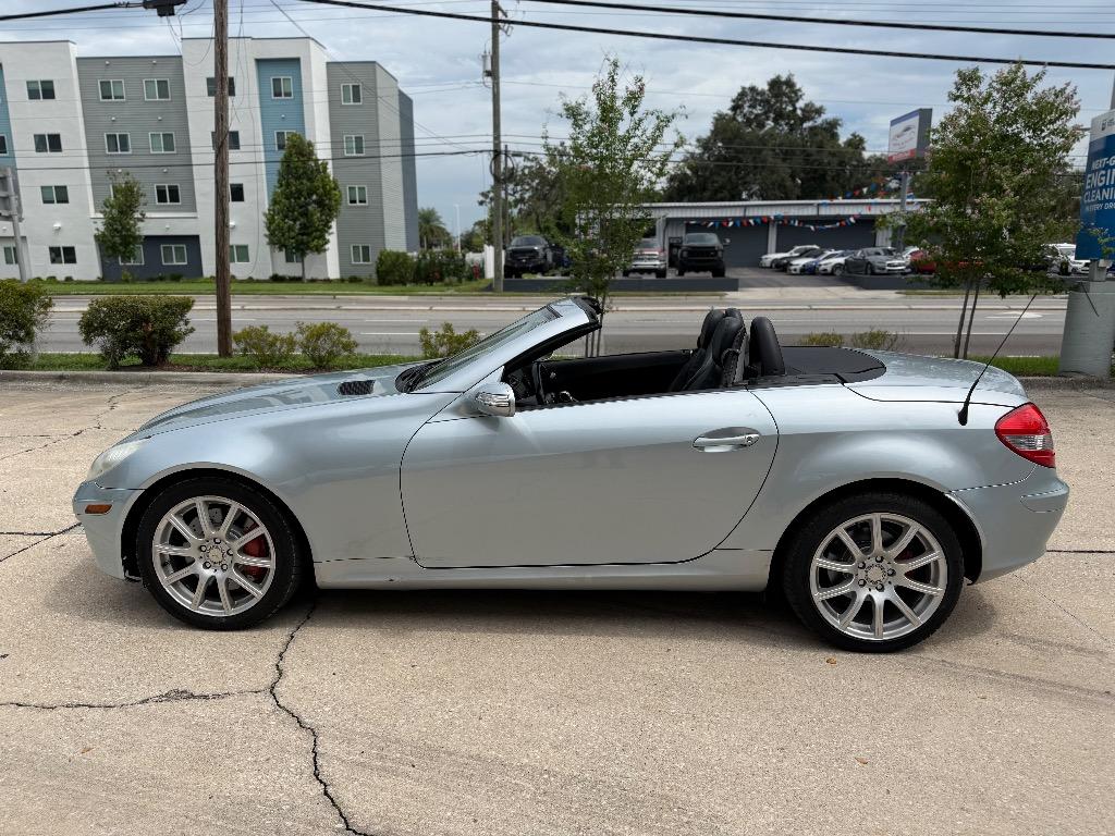 2005 Mercedes-Benz SLK-Class - $7,990