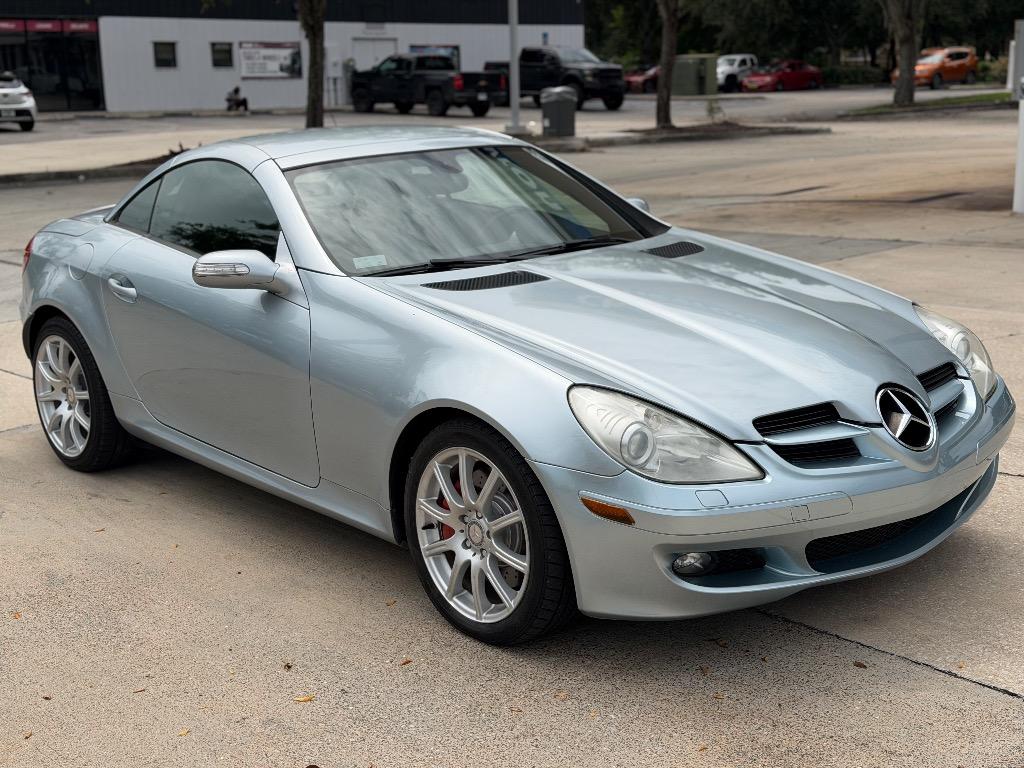 2005 Mercedes-Benz SLK-Class - $7,990