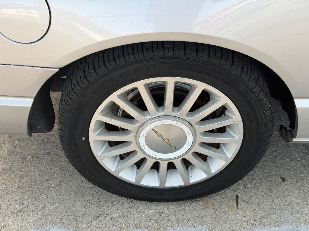 2004 Ford Thunderbird - $11,990