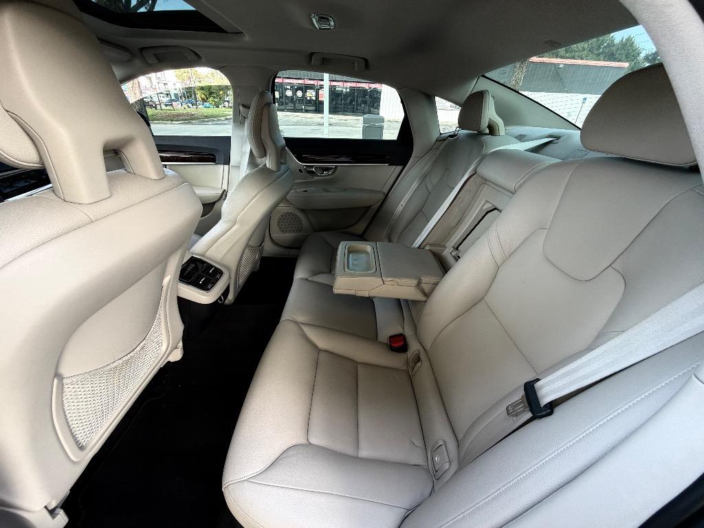 2017 Volvo S90 - $11,990