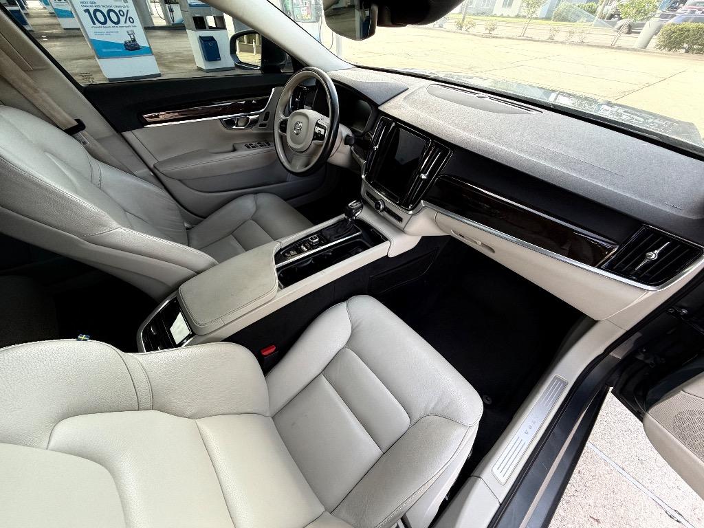 2017 Volvo S90 - $11,990