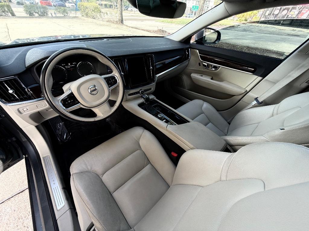 2017 Volvo S90 - $11,990
