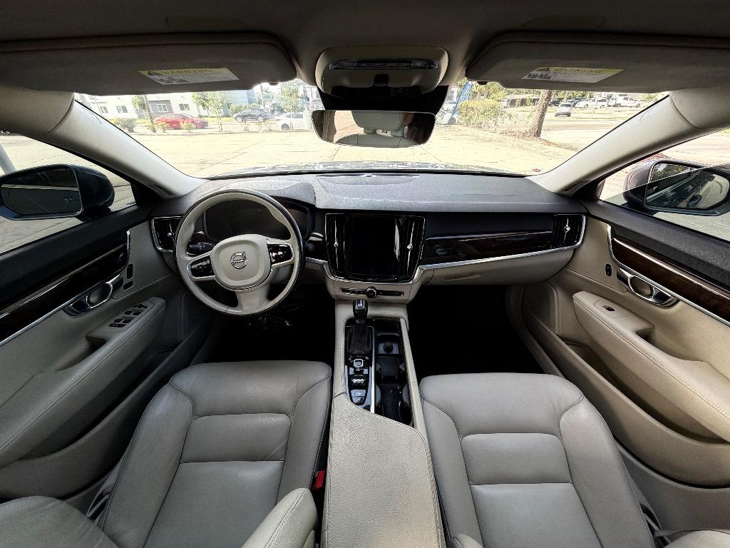 2017 Volvo S90 - $11,990