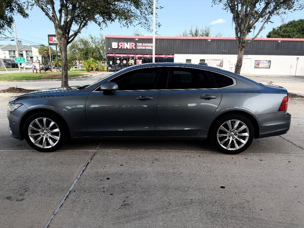 2017 Volvo S90 - $11,990