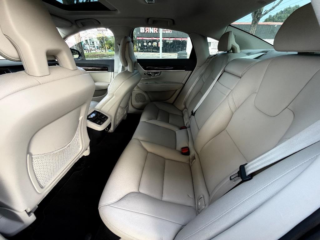 2017 Volvo S90 - $11,990