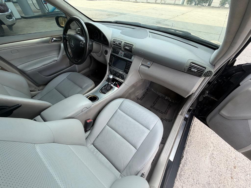 2006 Mercedes-Benz C-Class - $3,490