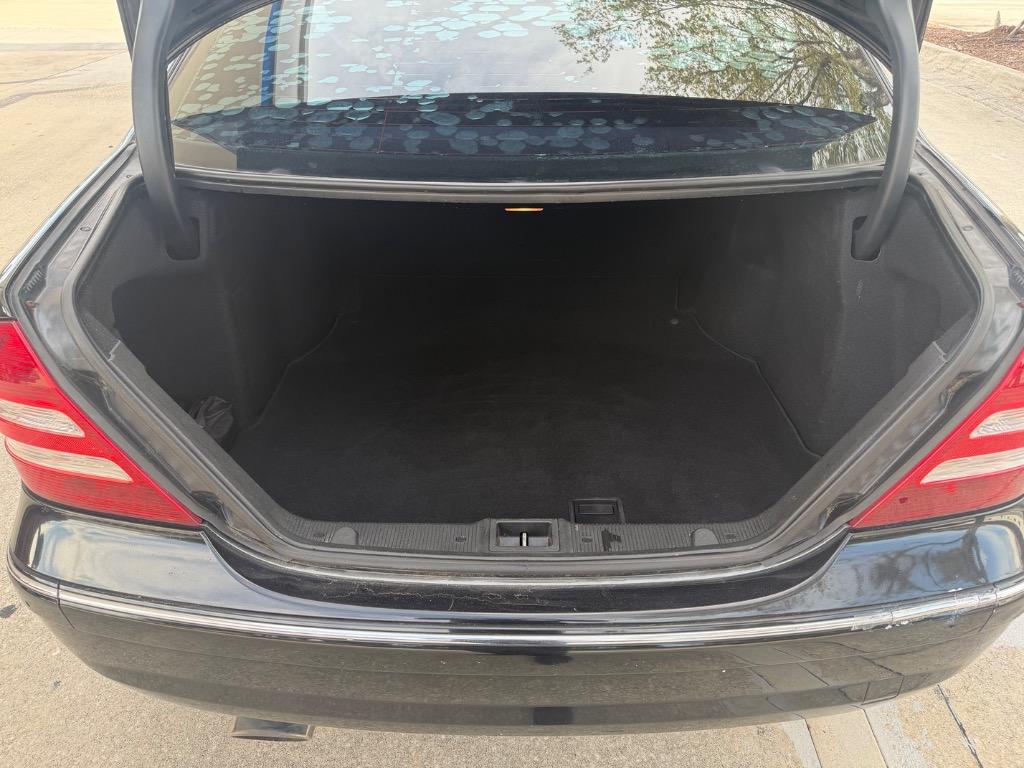 2006 Mercedes-Benz C-Class - $3,490