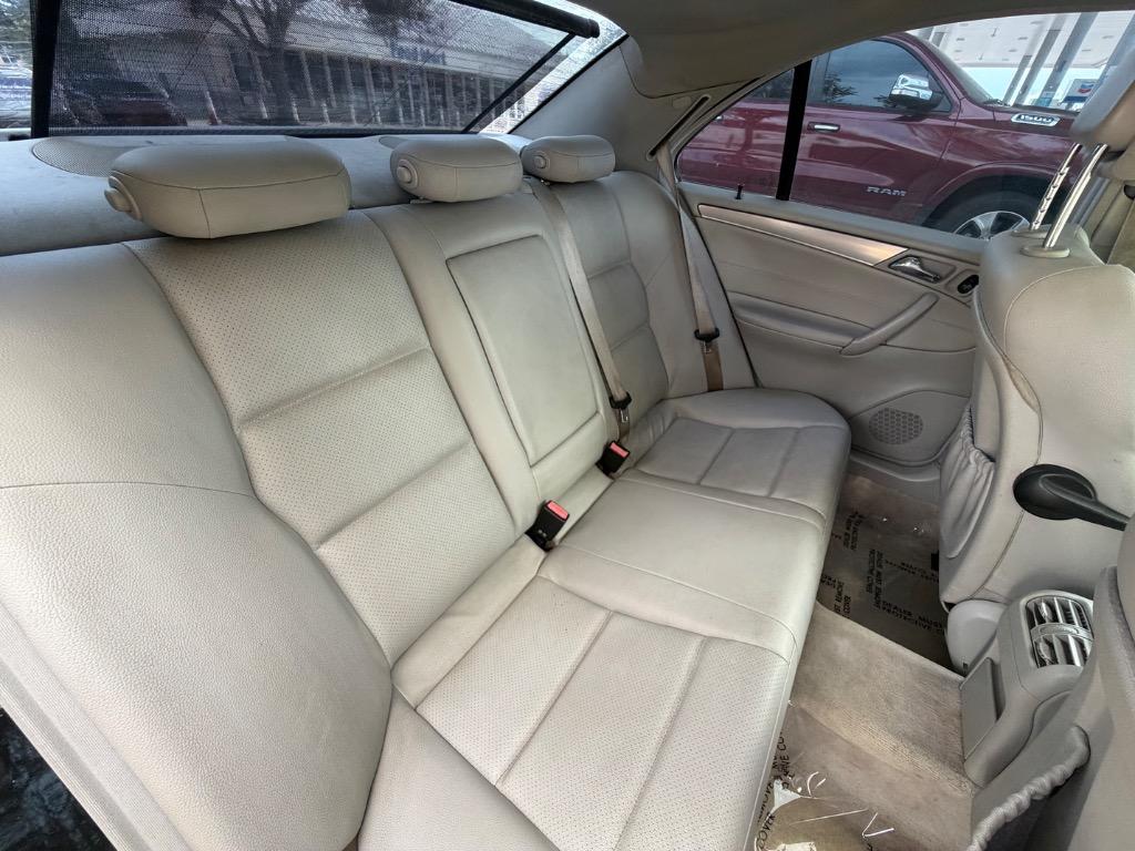2006 Mercedes-Benz C-Class - $3,490