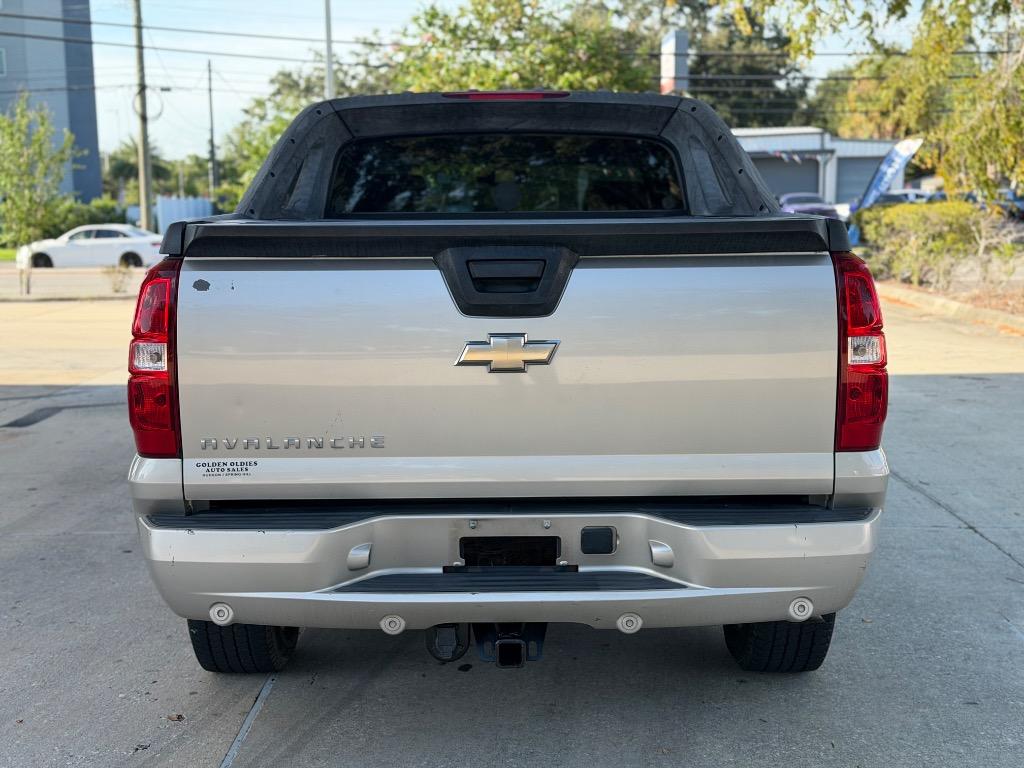 2008 Chevrolet Avalanche - $6,990