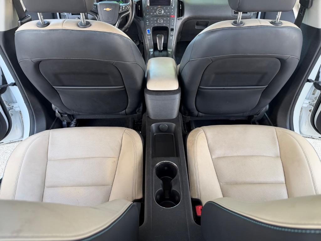 2012 Chevrolet Volt - $5,990