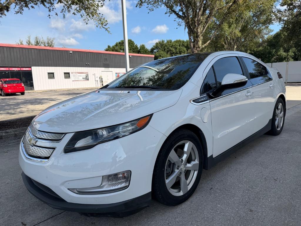 2012 Chevrolet Volt - $5,990