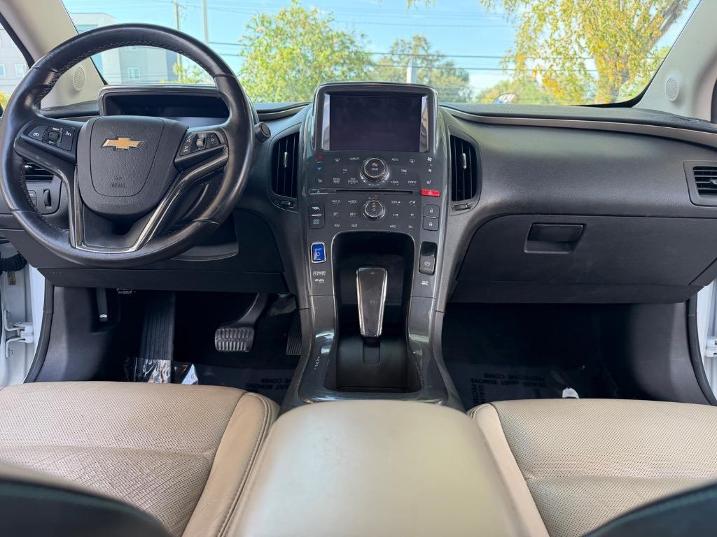 2012 Chevrolet Volt - $5,990