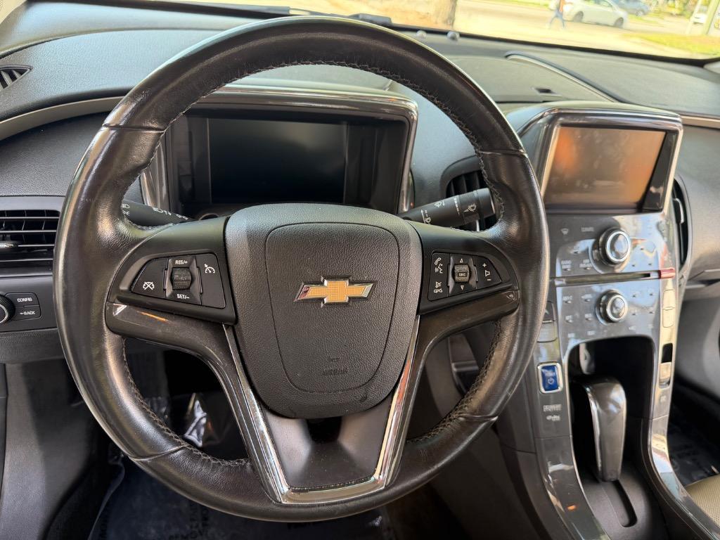 2012 Chevrolet Volt - $5,990
