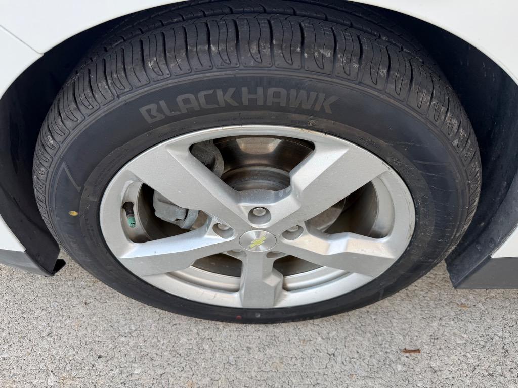 2012 Chevrolet Volt - $5,990