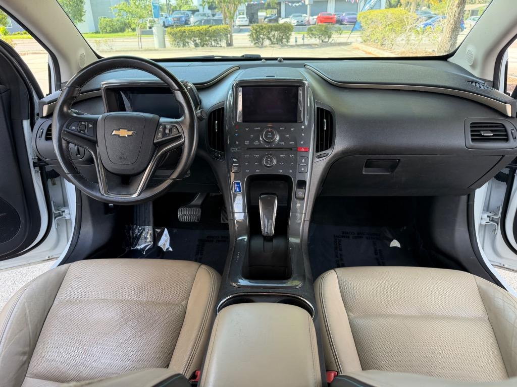 2012 Chevrolet Volt - $5,990