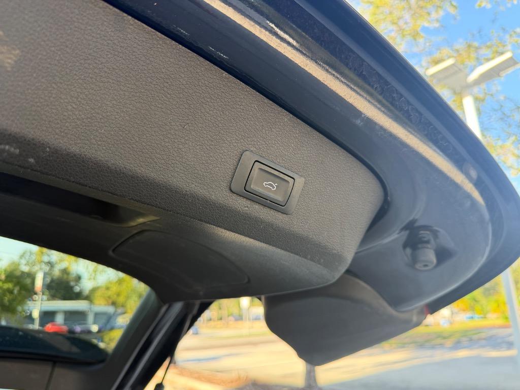 2015 Audi Q7 - $9,990