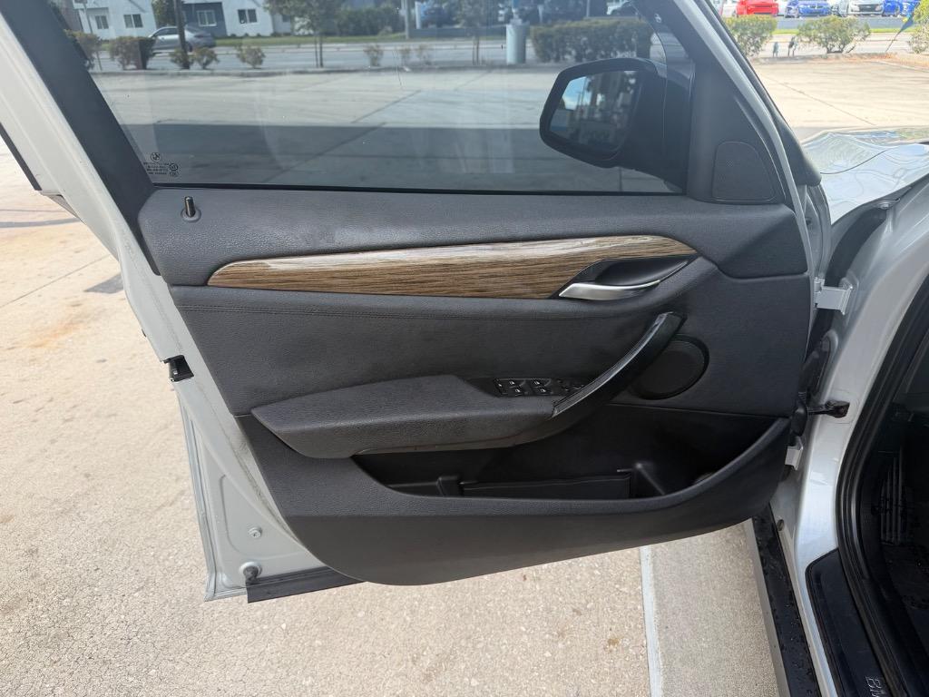 2014 BMW X1 - $6,490
