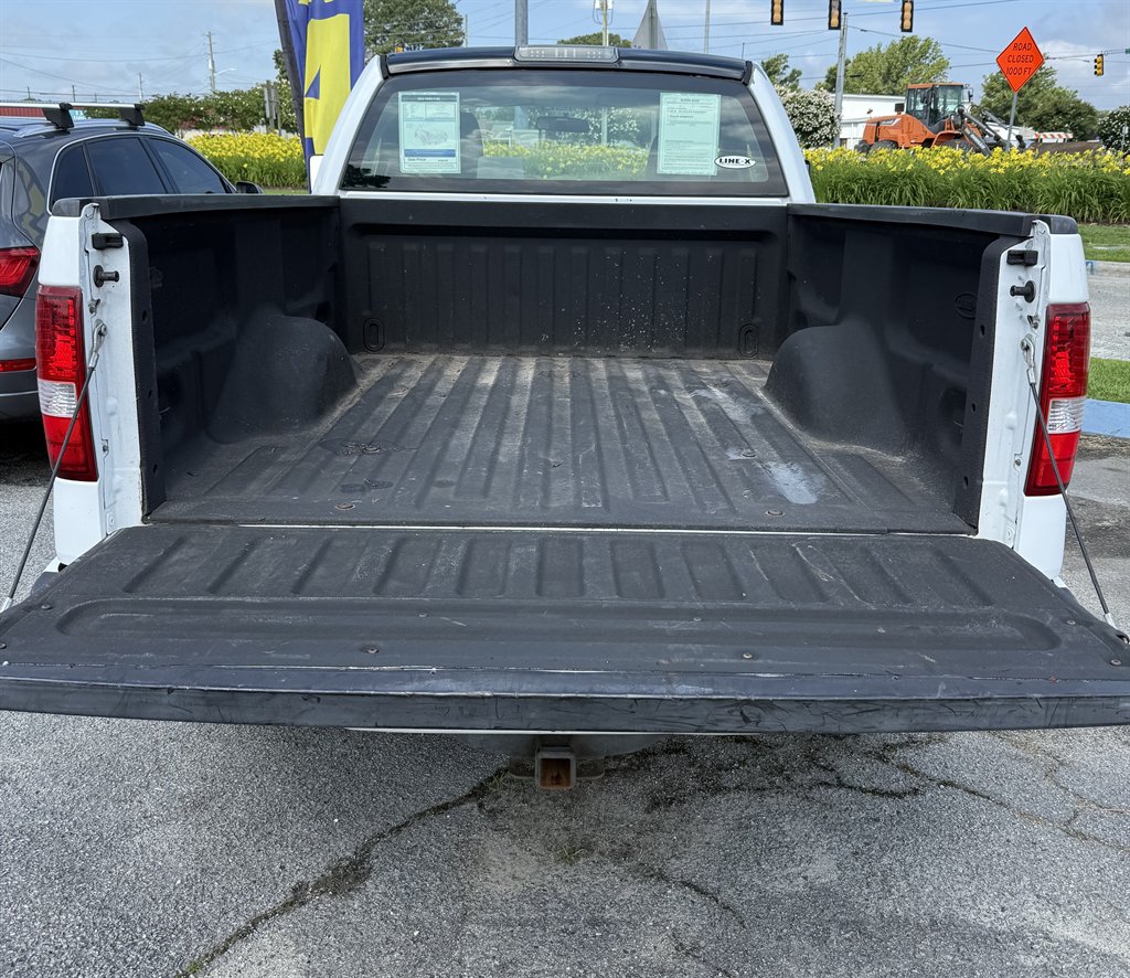 2005 Ford F-150 STX