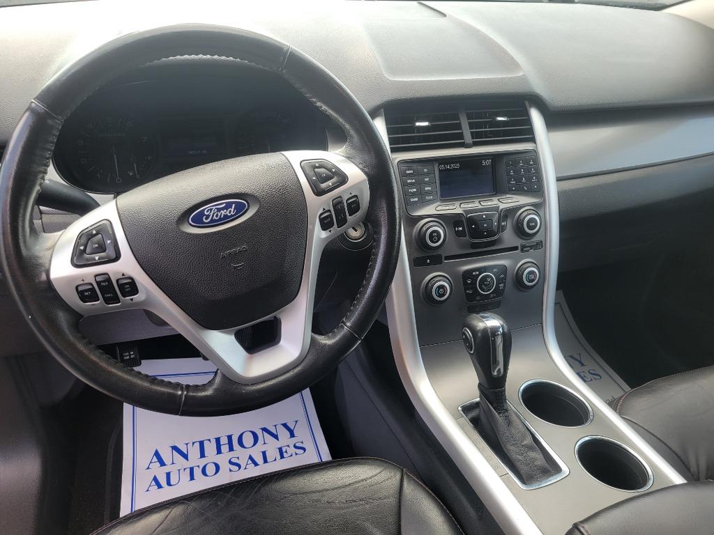 2012 Ford Edge SEL photo