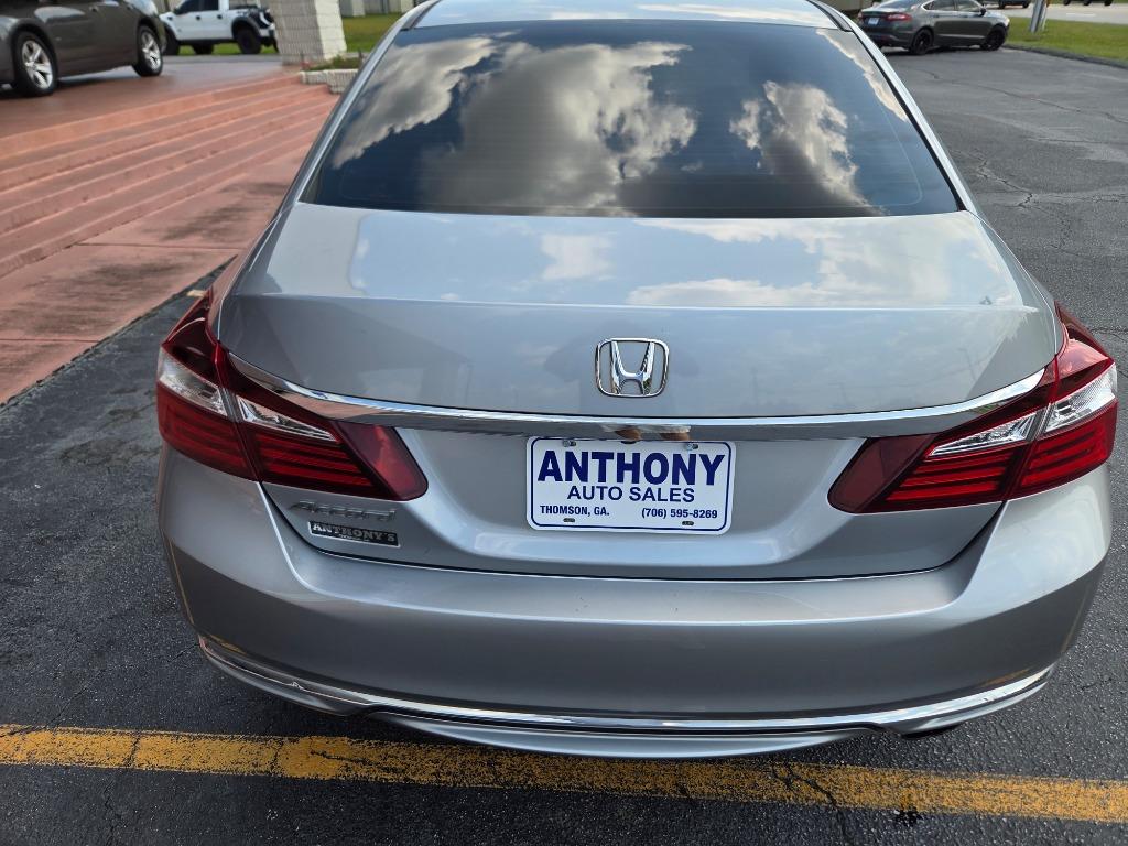 2017 Honda Accord - $17,999