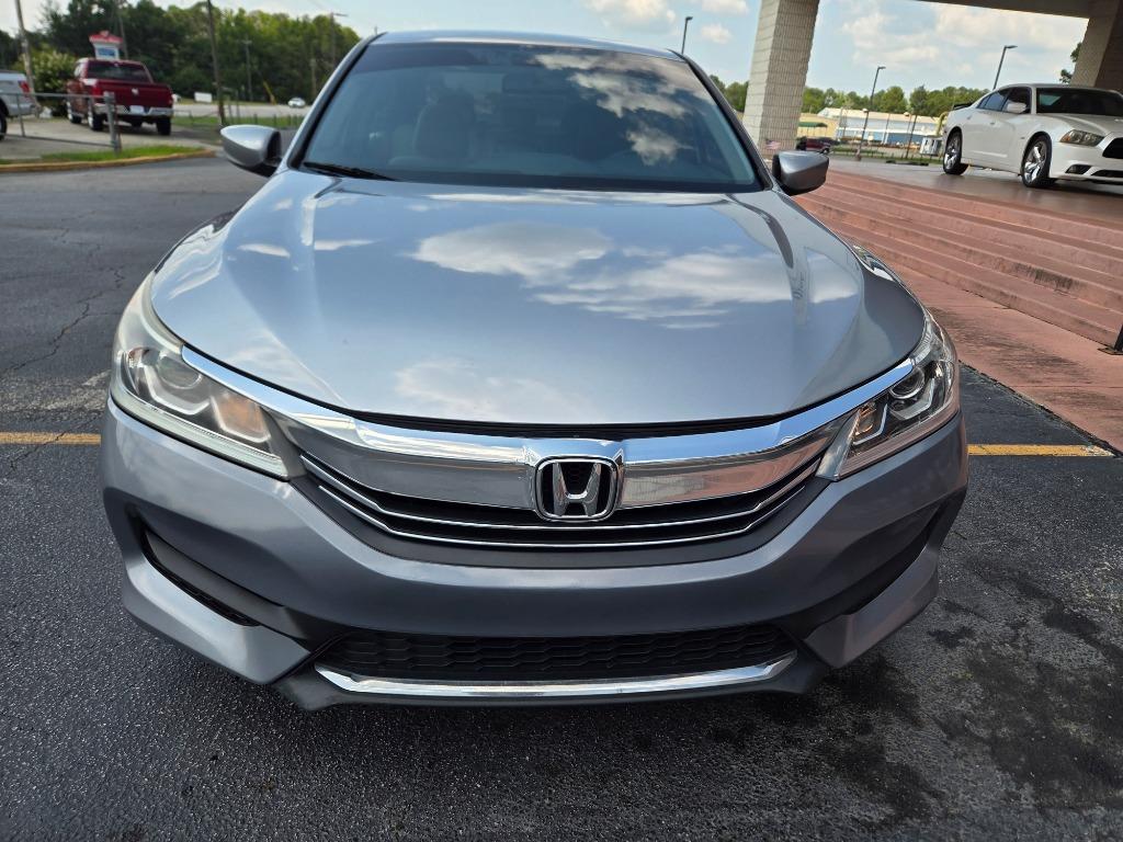2017 Honda Accord - $17,999