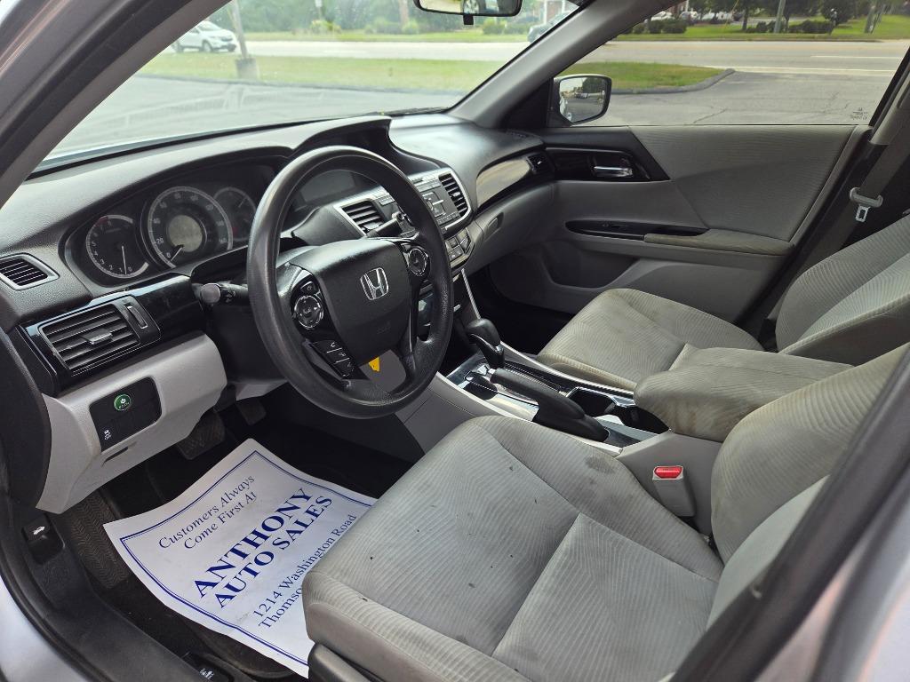 2017 Honda Accord - $17,999