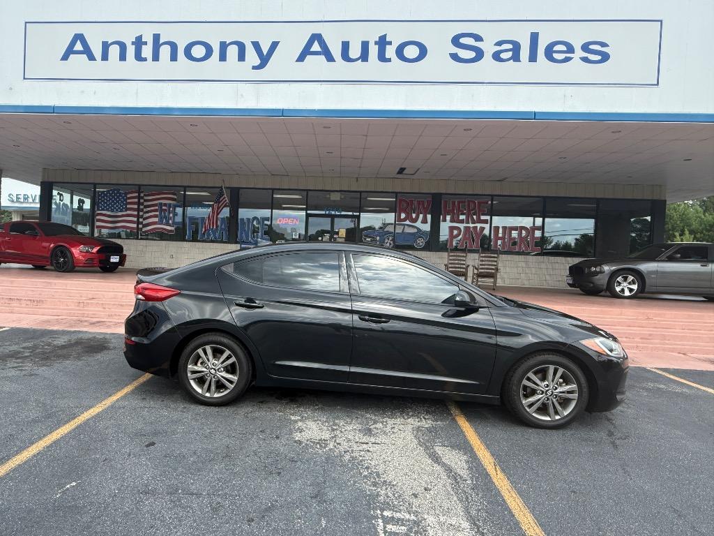 2018 Hyundai Elantra - $15,499