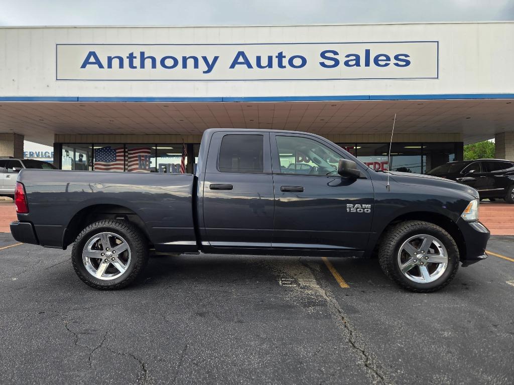 2016 Ram 1500 - $17,999