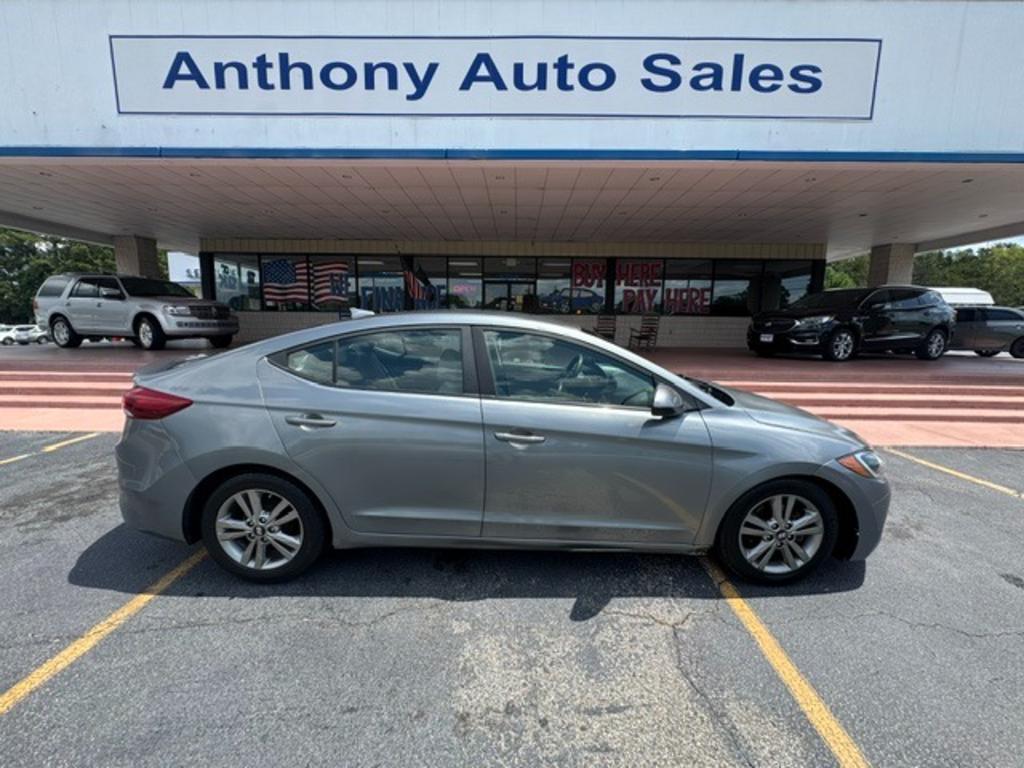 2017 Hyundai Elantra - $10,999