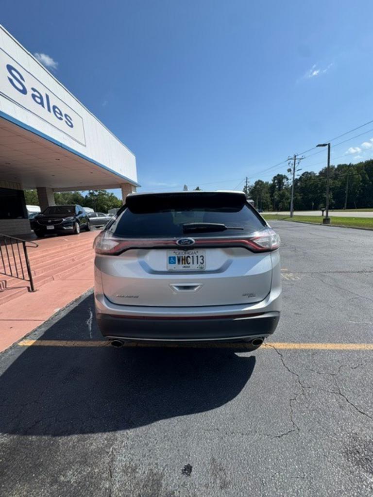 2015 Ford Edge - $14,999