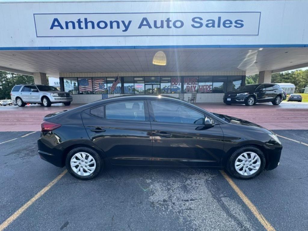 2019 Hyundai Elantra - $14,999