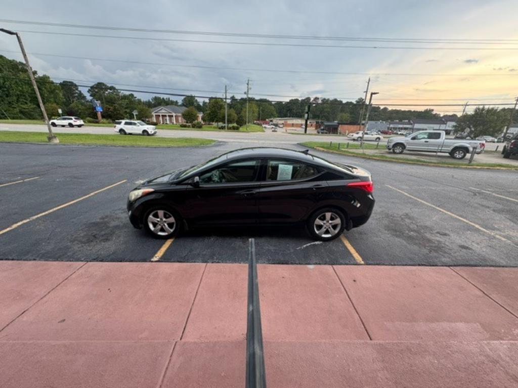 2013 Hyundai Elantra - $11,999