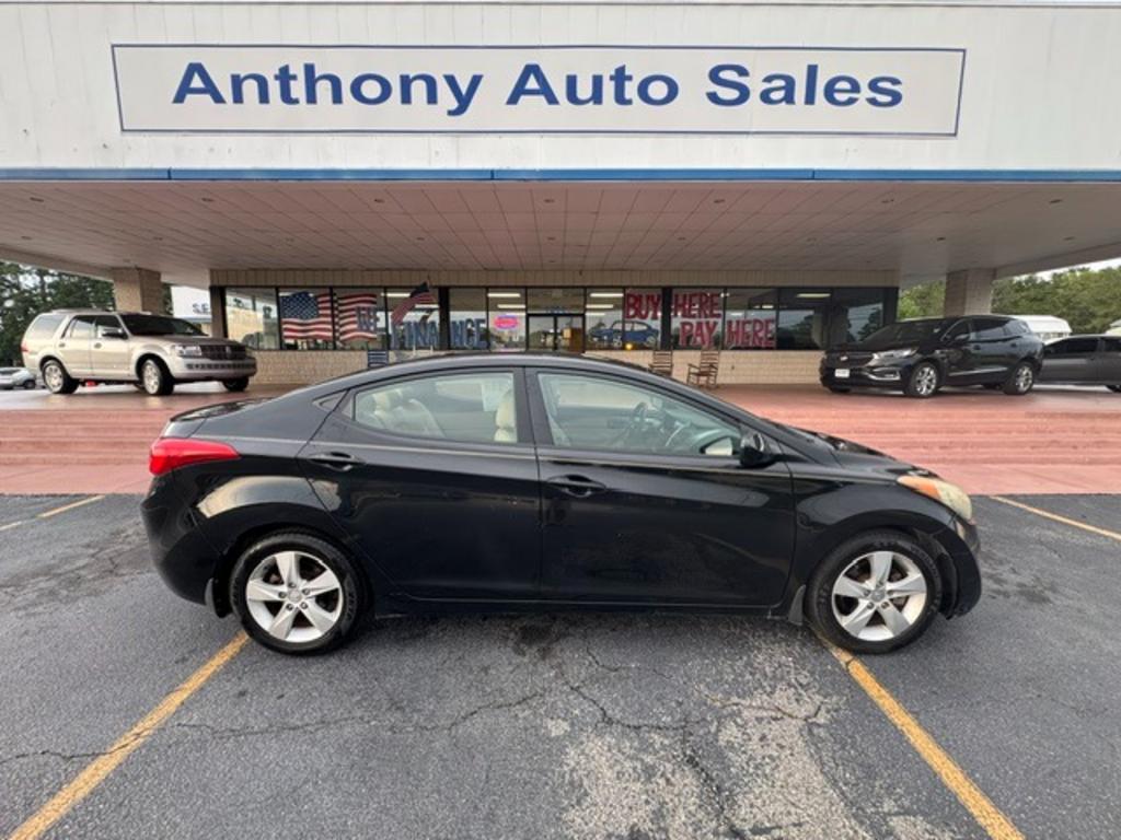 2013 Hyundai Elantra - $11,999