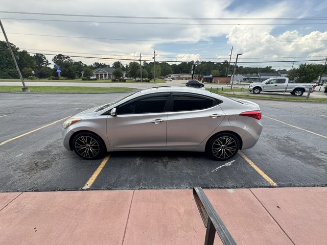 2012 Hyundai Elantra - $10,499